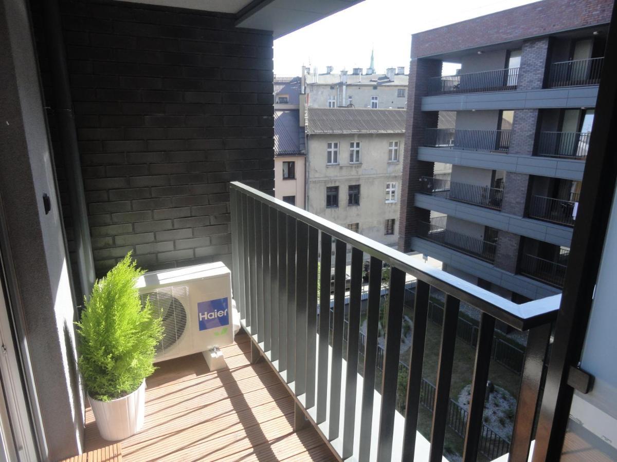 Apartament Nad Wisłą Krakow Bagian luar foto